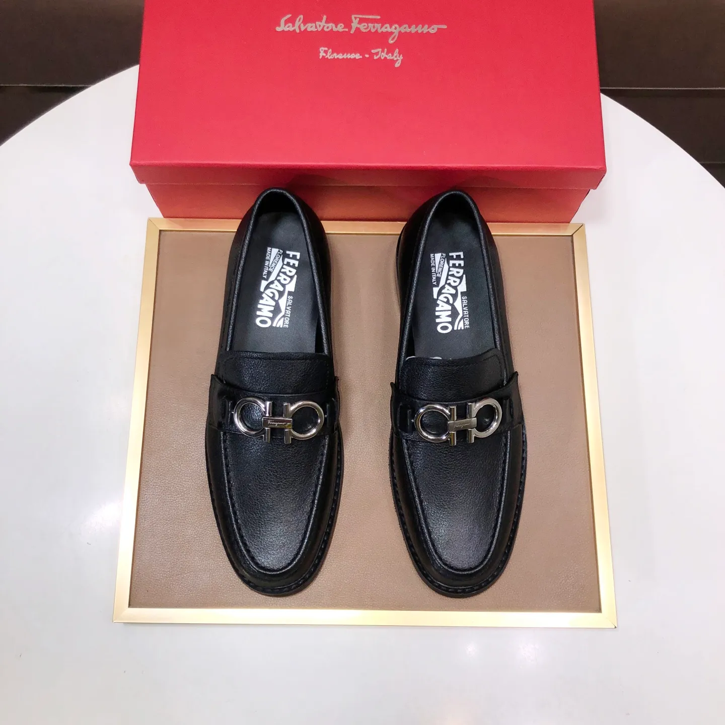 Men's shoes 💰460💰[Ferragamo/Ferragamo] The latest model in the counter. Original imported high-quality cowhide with open sides + imported sheep lining + original luxury metal buckle + original combination outsole. Comparison without pressure 38–44🎉